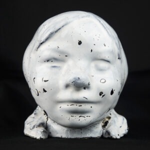 Blanca piedra, cerámica esmaltada,17x 12 x 17 cm, 2024, Serie Coleccionable, N° 5