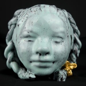 Niña Aqua, 17 x 16 x 16 cm, 2024.Serie coleccionables,N ° 9
