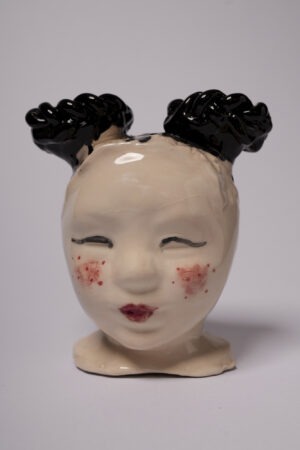 ceramicas, serie demonias, N° 9 , candelabro, cerámica esmaltada, 13 x 11 x 10 cm, 2024, josefina madariaga