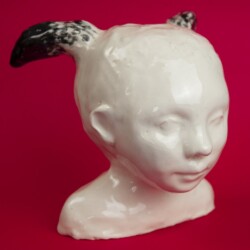 Niña chivo, Ceramica esmaltada, Josefina Madariaga
