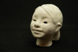 Niña pequeña, coleccion privada Paraguay, Josefina Madariaga