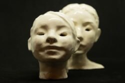 Hermanas, ceramica esmaltada, Josefina Madariaga